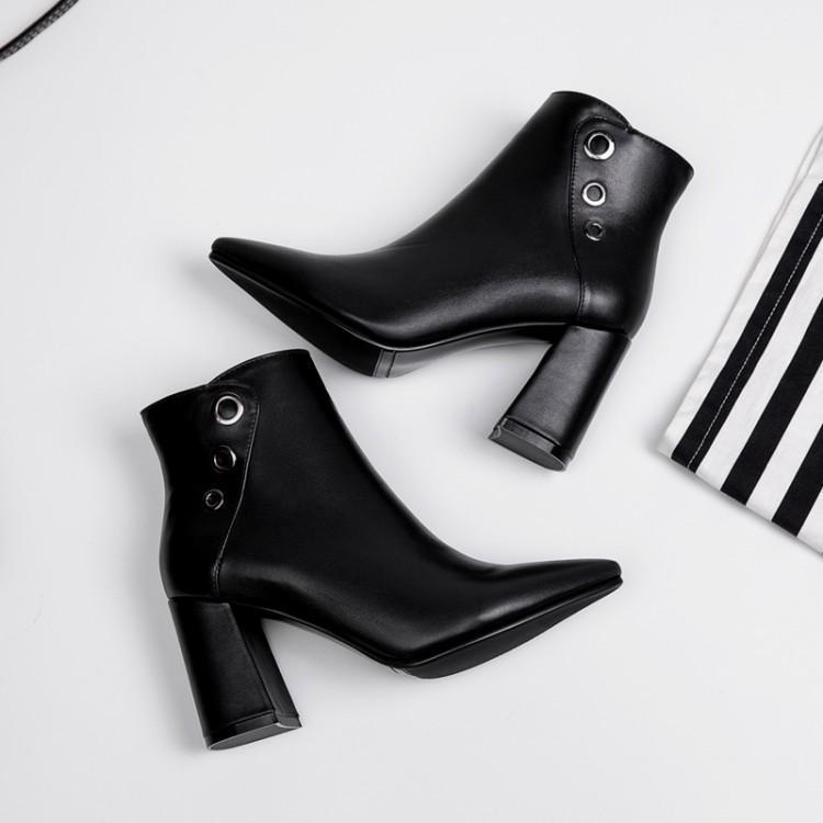 Pointed toe chunky heel boots